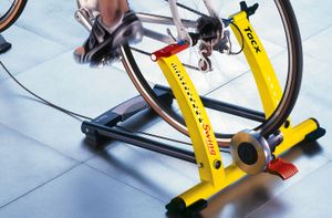 tacx-t1460-cycleforce-swing-turbo-trainer